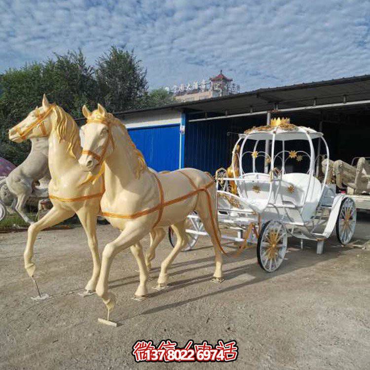 玻璃鋼仿真動(dòng)物馬車，讓您的公園和游樂場(chǎng)更具吸引力