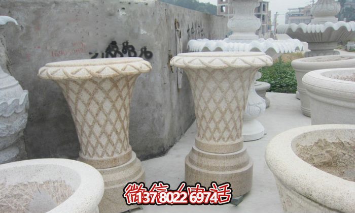 聚焦傳統(tǒng)文化，打造完美的自然景觀——大理石花籃花盆雕塑系列